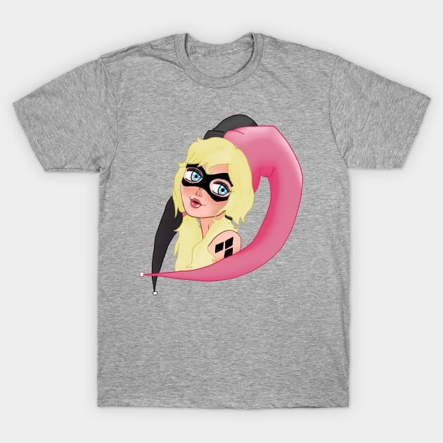 Quinn The Funny Queen T-Shirt by deadlydarlingKV